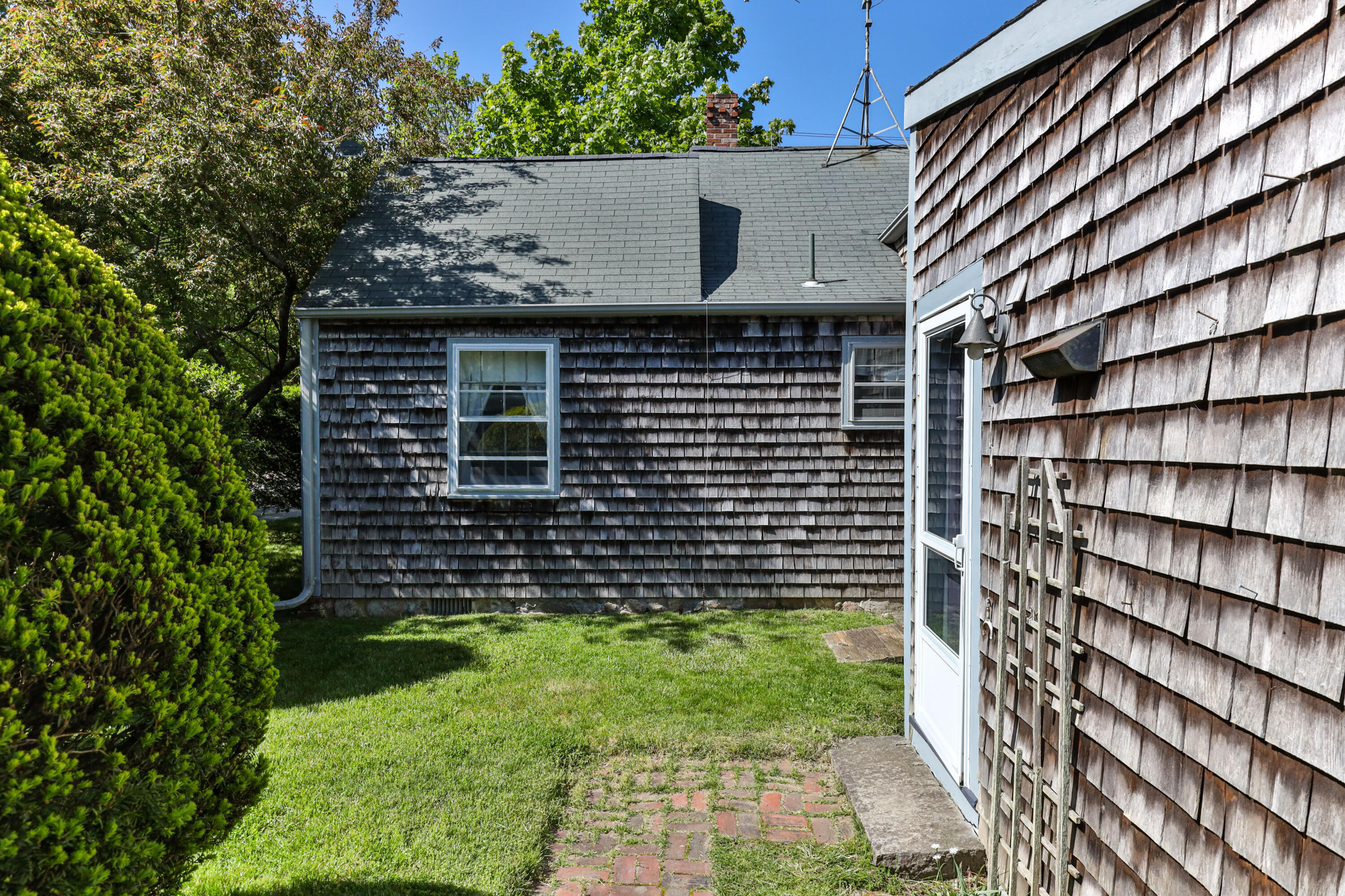 3915 Main Street Barnstable, MA 02630 - Photo 27 of 62 3915MaiLR-30