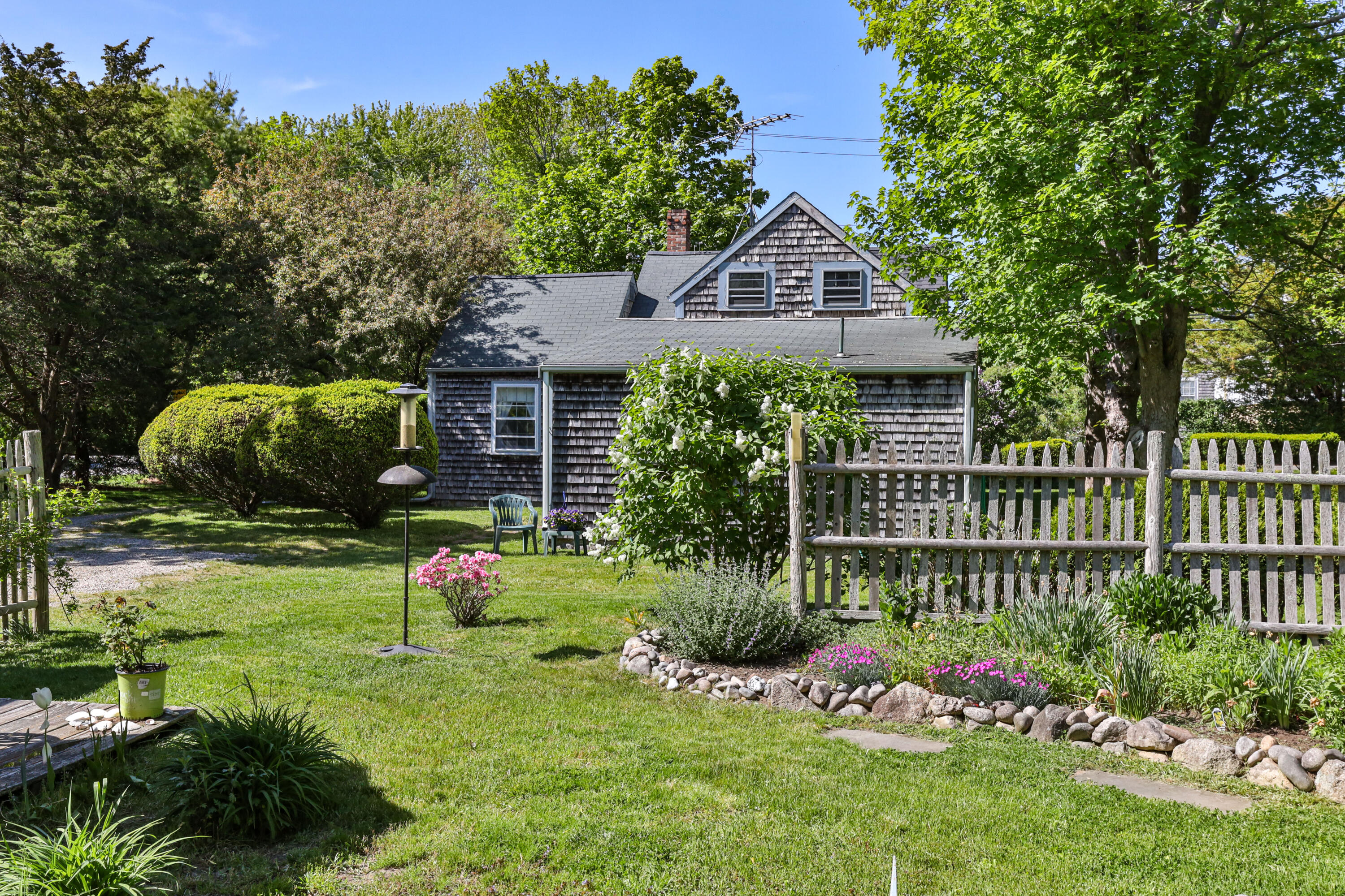 3915 Main Street Barnstable, MA 02630 - Photo 34 of 62 3915MaiLR-37