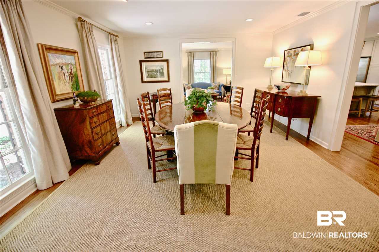 54 Ridgelawn Drive East Mobile, AL 36608 - Photo 5 of 32