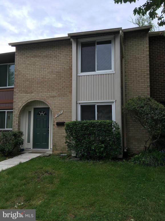 19631 Club Lake Road Gaithersburg, MD 20886 - Photo 1 of 19 Exterior (Front)
