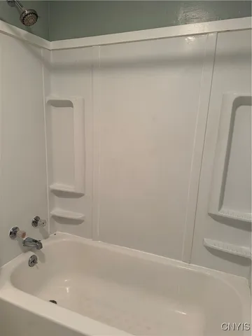 $995 | 44 Bridge Street, Schroeppel, NY 13135