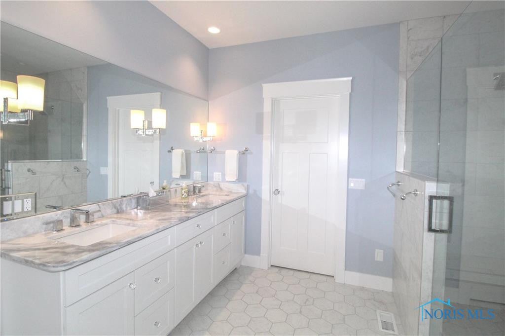 4249 Holt Road Sylvania, OH 43560 - Photo 14 of 27 Gallery Image 14