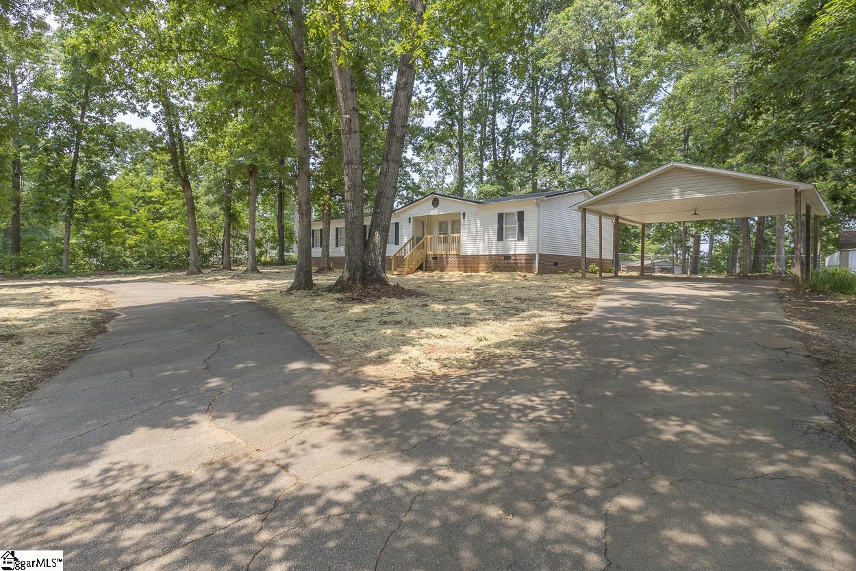 207 Shade Tree Circle Easley, SC 29640 - Photo 3 of 47