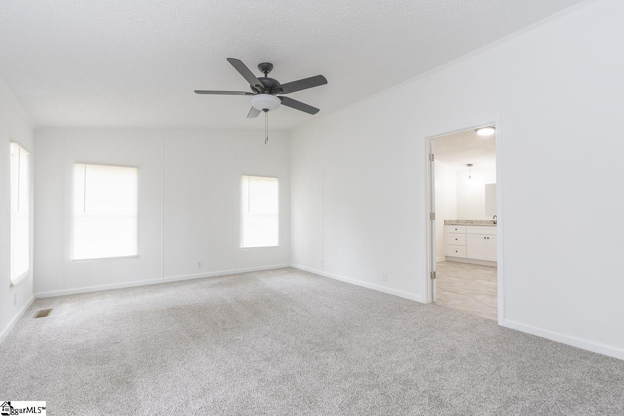 207 Shade Tree Circle Easley, SC 29640 - Photo 33 of 47