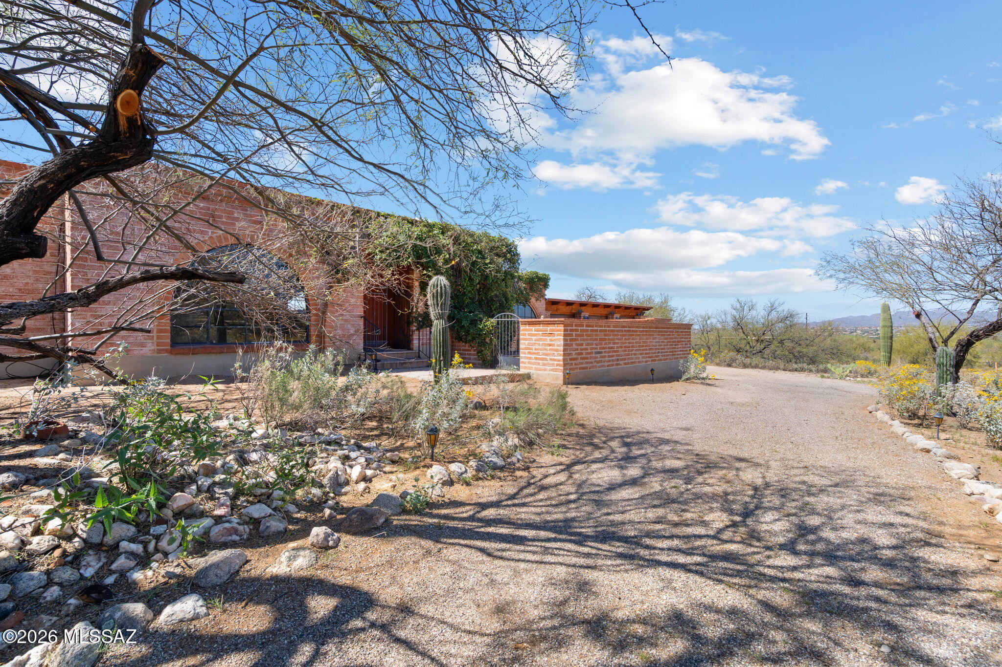9151 North Riviera Drive Oro Valley, AZ 85704 - Photo 10 of 37