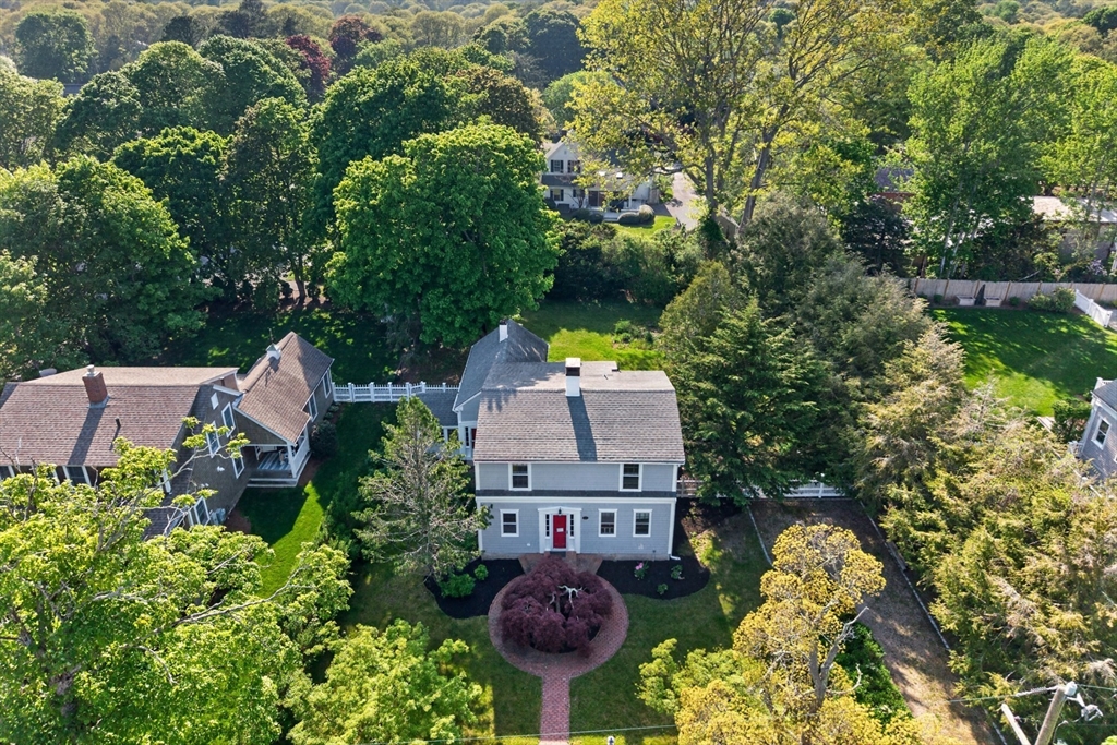 120 Ocean View Avenue Barnstable, MA 02635 - Photo 3 of 39