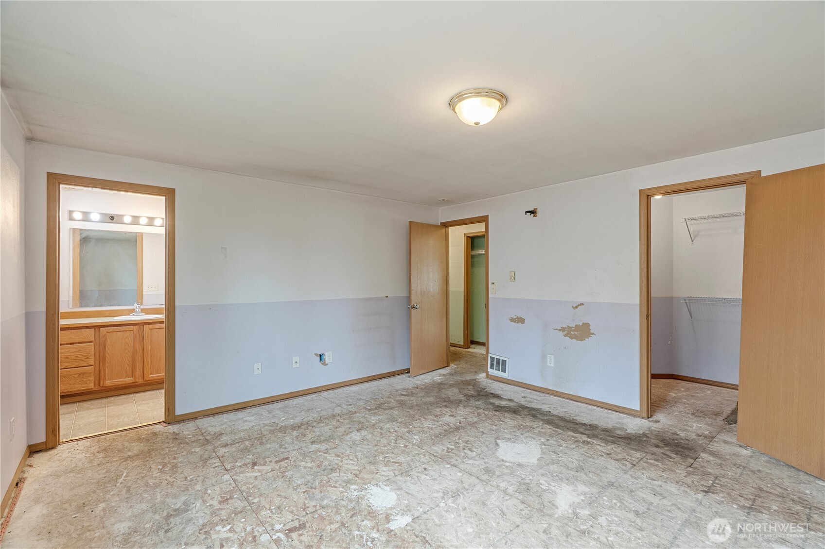 320 South 4th Street Elma, WA 98541 - Photo 18 of 35 a view of an empty room