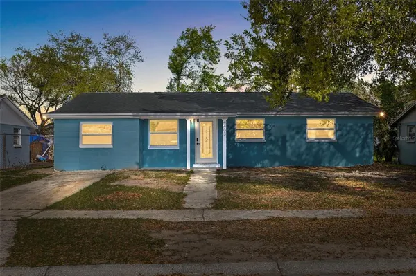 $2,500 | 4403 North 48th Street, Tampa, FL 33610