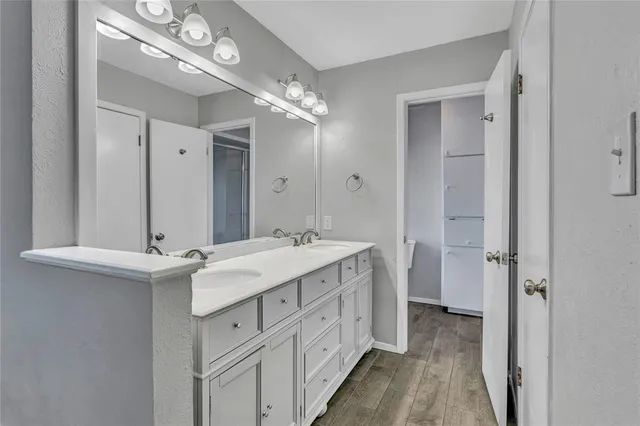 $368,000 | 4225 Dawn Drive, Benbrook, TX 76116