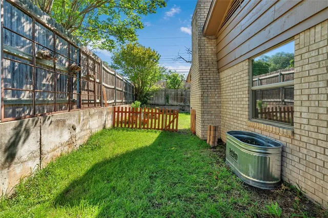 $368,000 | 4225 Dawn Drive, Benbrook, TX 76116