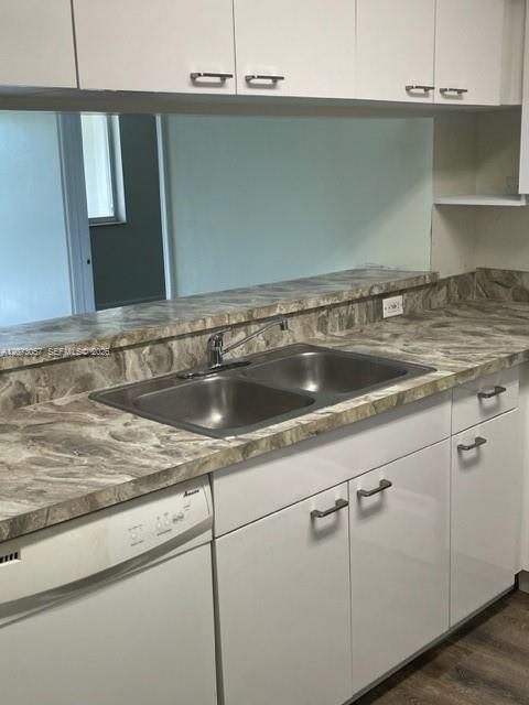 420 South Park Road, Unit 309 Hollywood, FL 33021 - Photo 8 of 9 Gallery Image 8