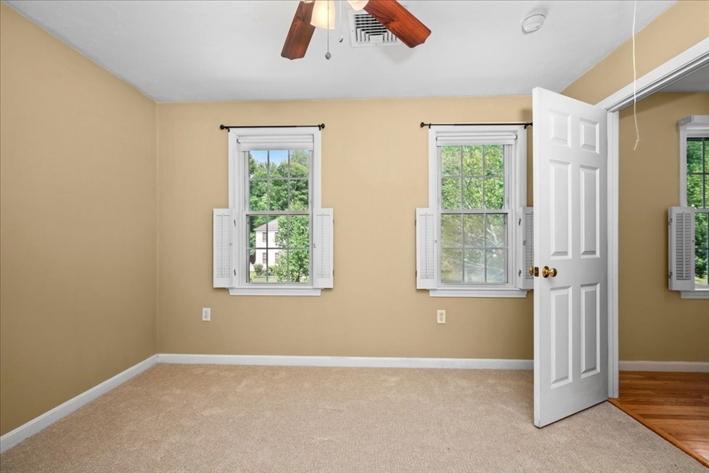 20 Hilltop Farm Road Auburn, MA 01501 - Photo 23 of 40