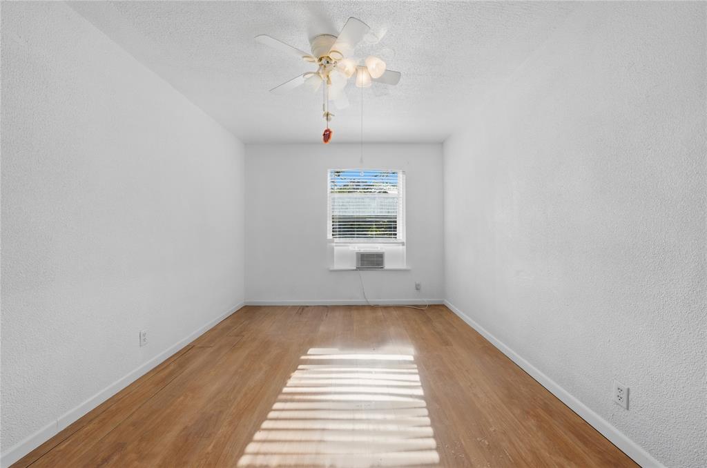 28008 West Oak Ridge Road Kemp, TX 75143 - Photo 11 of 17