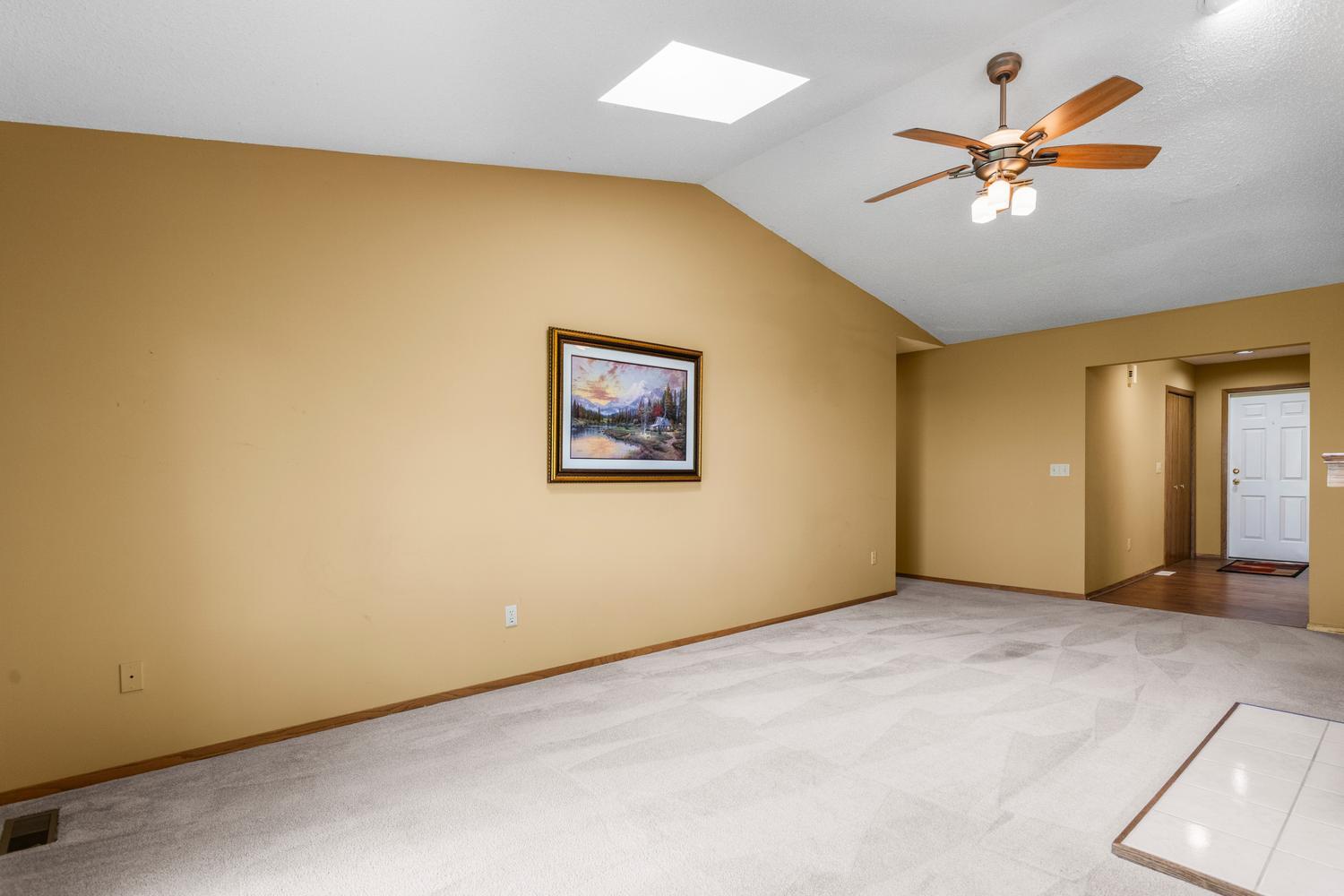 2005 Eagle Ridge Court, Unit D Urbana, IL 61802 - Photo 14 of 34