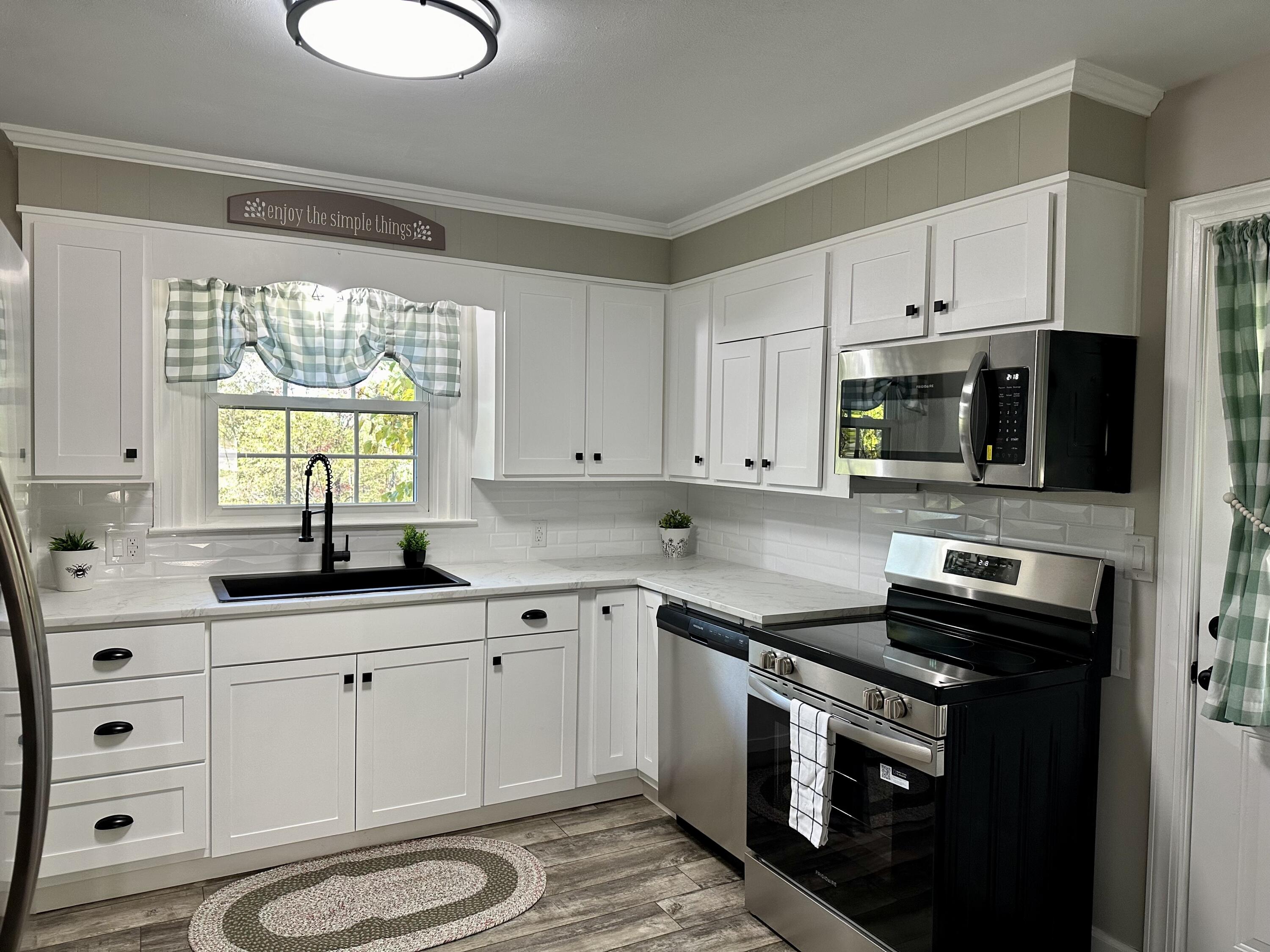 7870 Sontag Road Rocky Mount, VA 24151 - Photo 6 of 29 kitchen