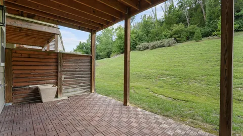 $515,000 | 169 Stonecrest Drive, Nashville, TN 37209