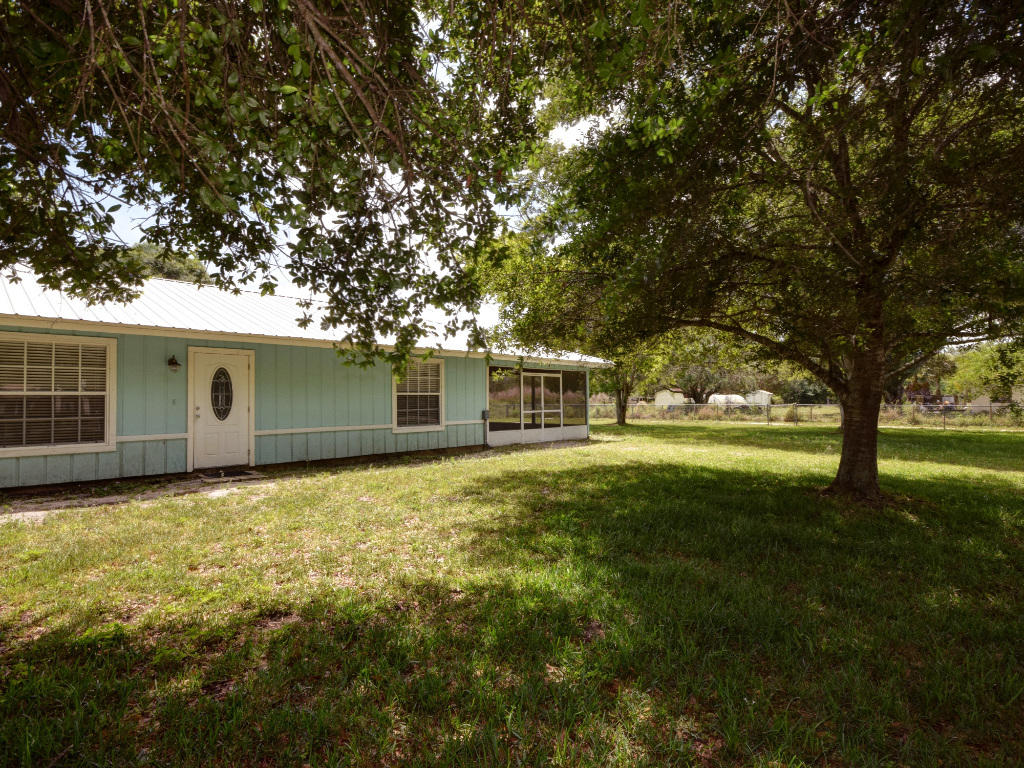 11635 Willis Road Fort Pierce, FL 34945 - Photo 1 of 41 _3