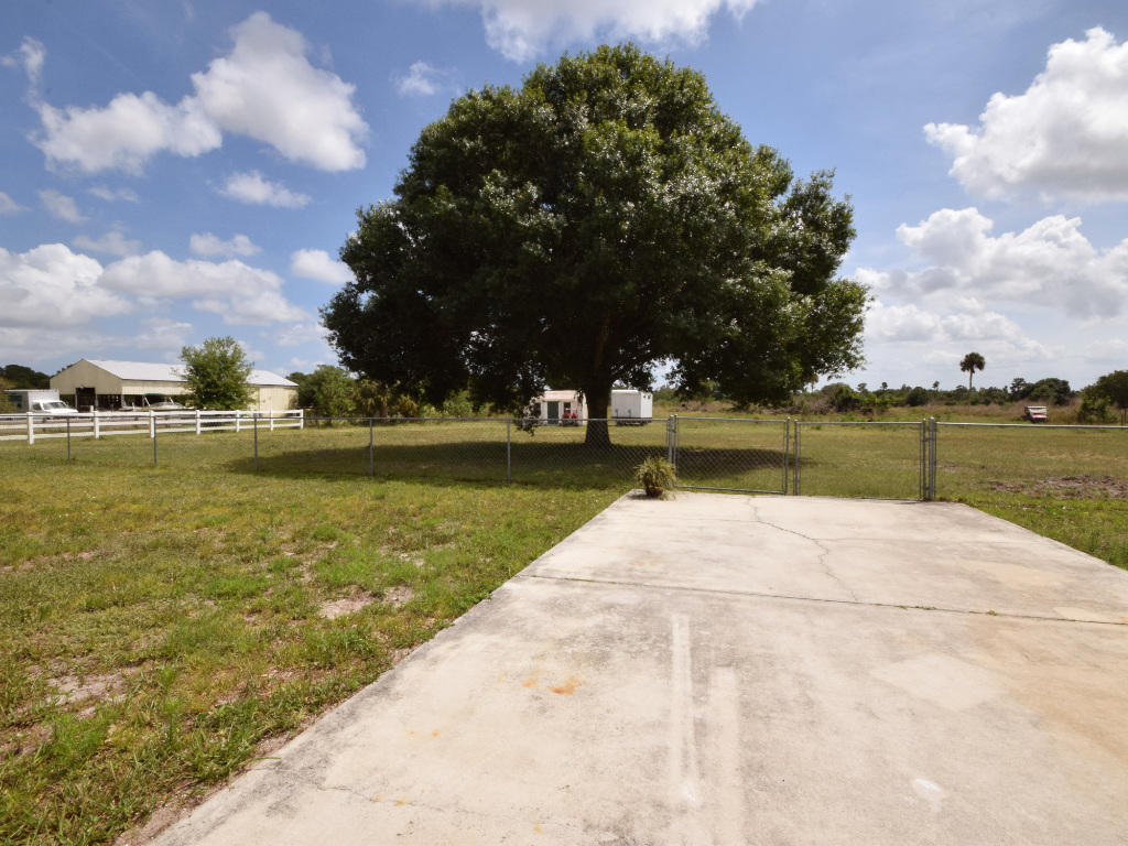 11635 Willis Road Fort Pierce, FL 34945 - Photo 27 of 41 _10