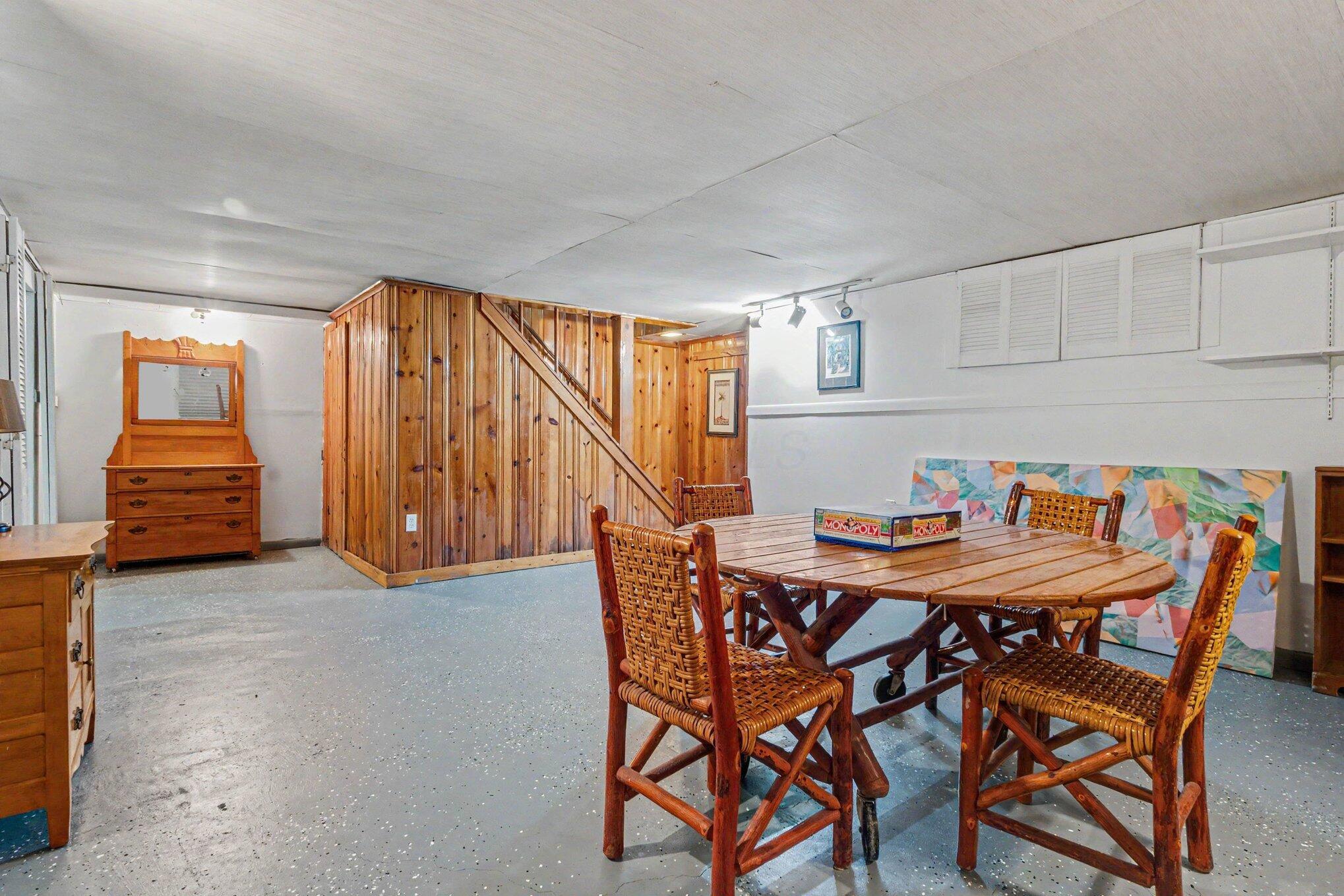 3664 Mountview Road Columbus, OH 43220 - Photo 12 of 28 Rec Room