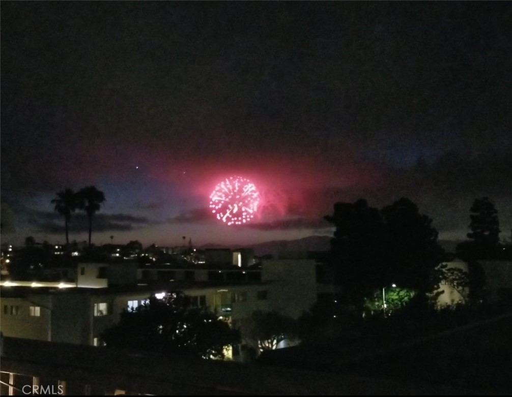 8738 Delgany Avenue, Unit 301 Playa del Rey, CA 90293 - Photo 28 of 32 Marina Del Rey Fireworks
