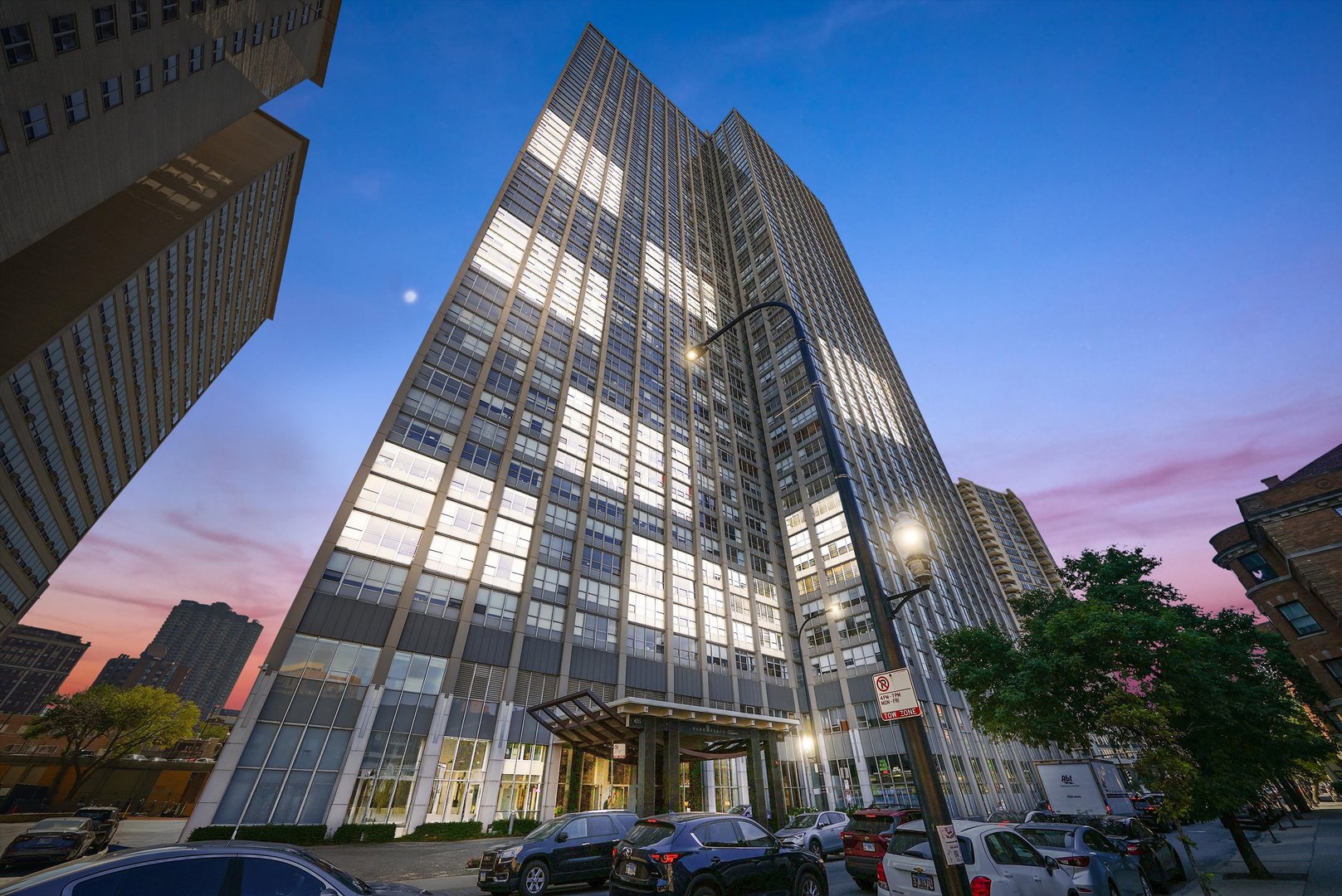 655 West Irving Park Road, Unit 5108 Chicago, IL 60613 - Photo 3 of 28