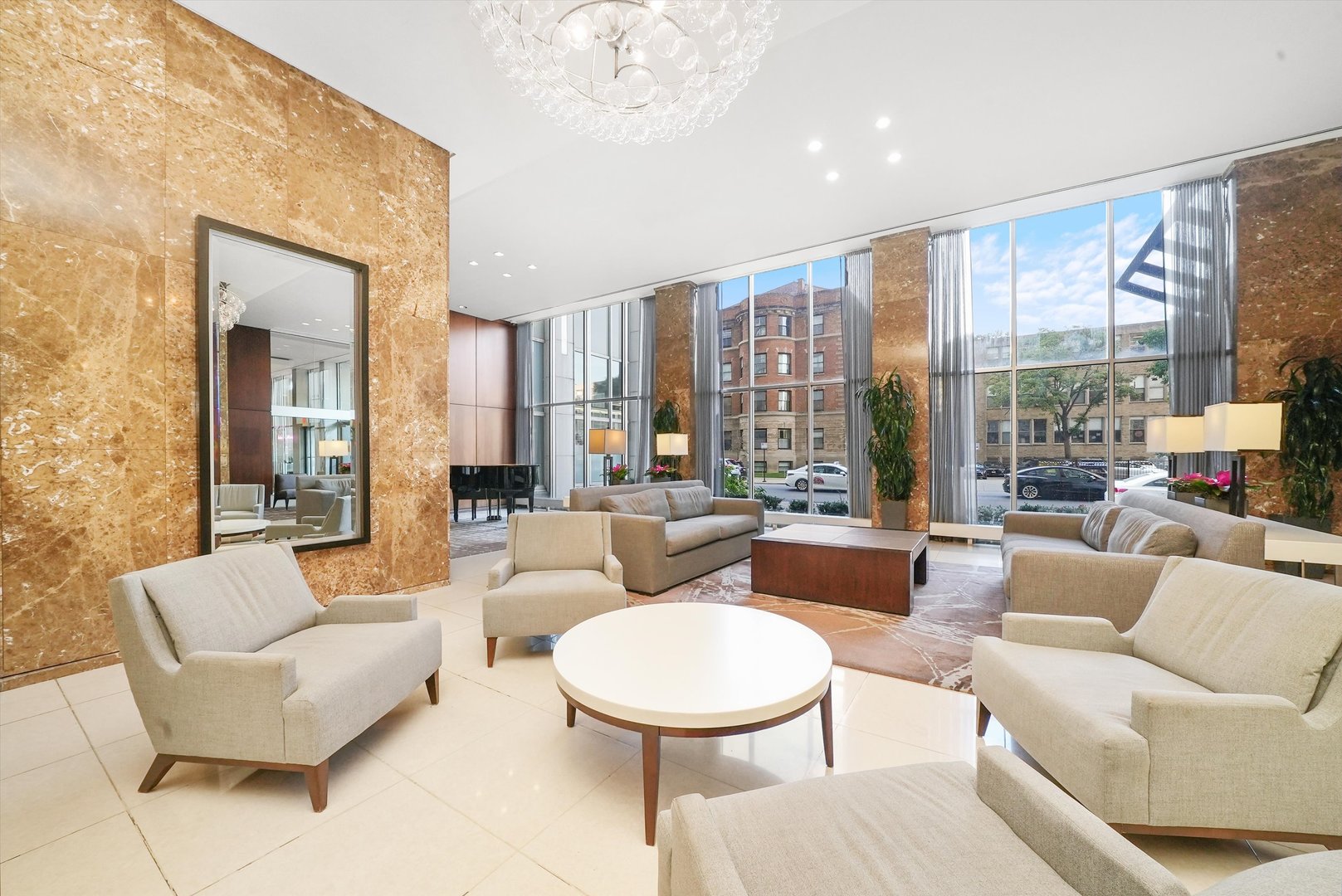 655 West Irving Park Road, Unit 5108 Chicago, IL 60613 - Photo 5 of 28