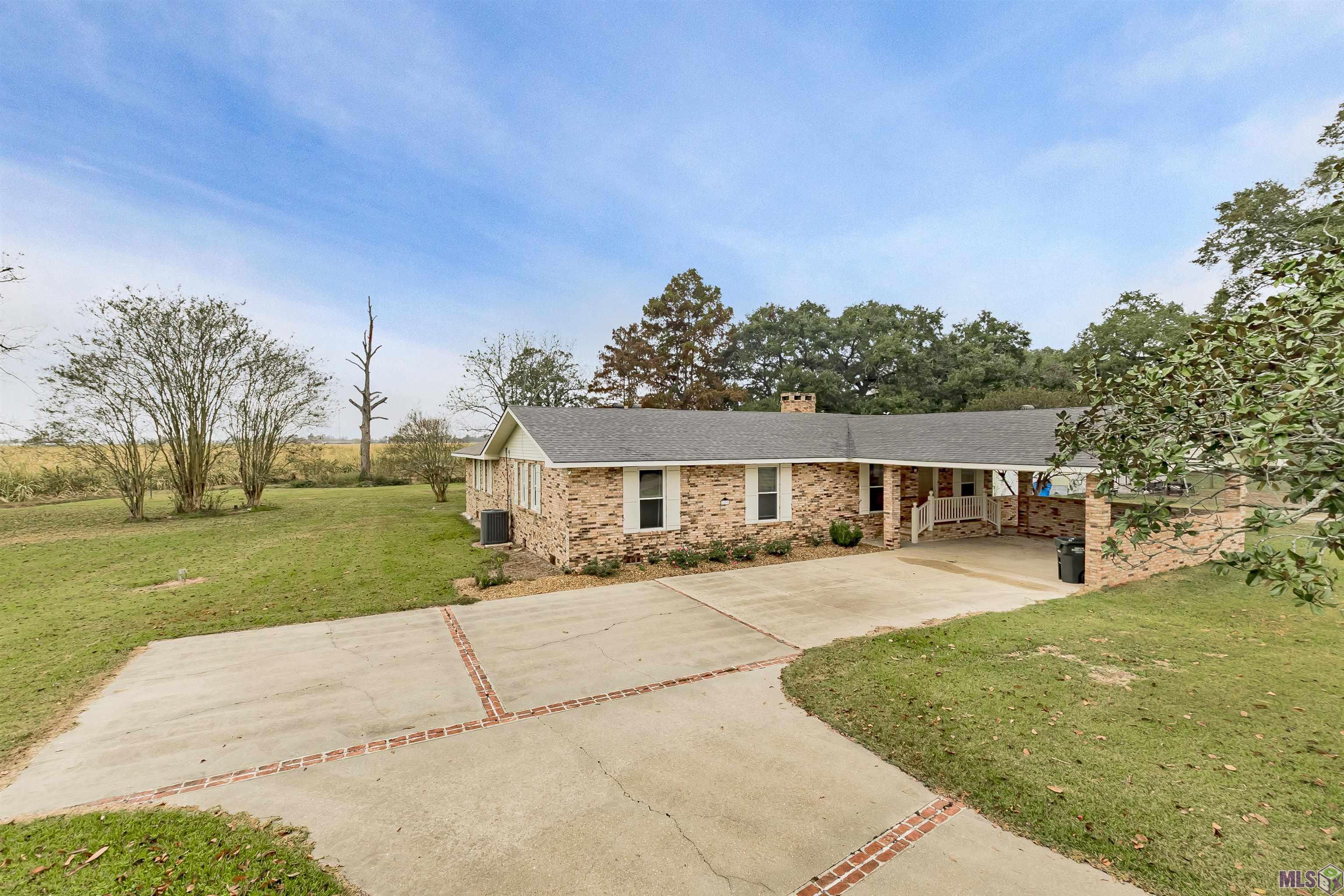 2259 Maringouin Road West Maringouin, LA 70757 - Photo 2 of 22