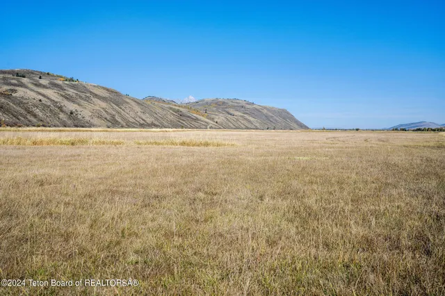 $9,950,000 | 955 Red Tail Butte Road, Jackson, WY 83001