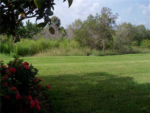 9021 Southeast Eldorado Way Hobe Sound, FL 33455 - Photo 19 of 23 Gallery Image 19