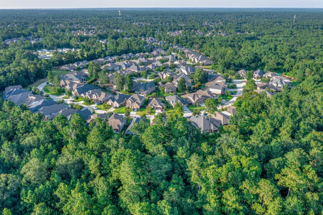 an aerial view of multiple house