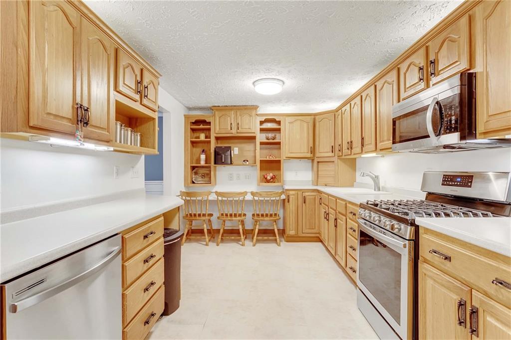 247 Ritter Road Sewickley, PA 15143 - Photo 5 of 24 Gallery Image 5
