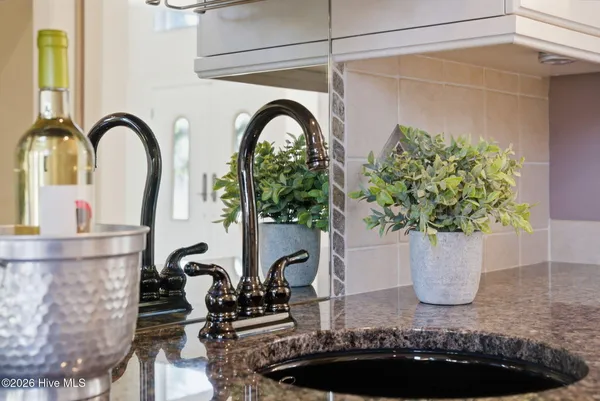 $890,000 | 115 Rachels Point Road, West End, NC 27376