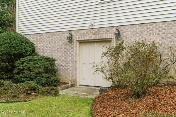 $890,000 | 115 Rachels Point Road, West End, NC 27376