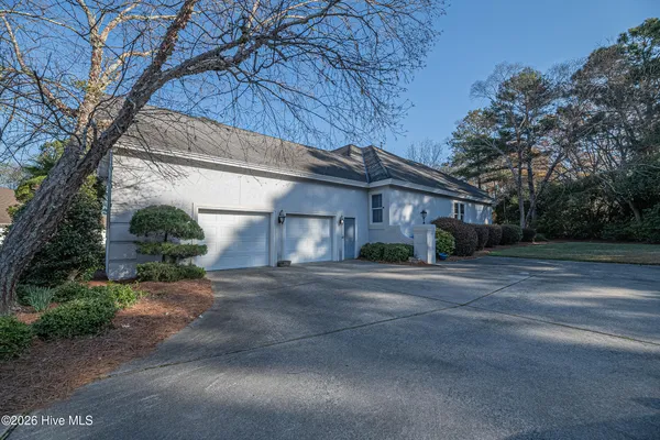 $549,000 | 3001 Westview Drive, Greenville, NC 27834