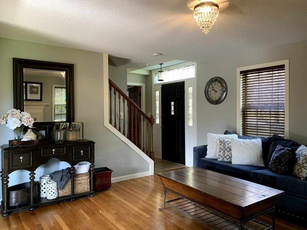 454 Turners Falls Road Montague, MA 01351 - Photo 5 of 32 Gallery Image 5