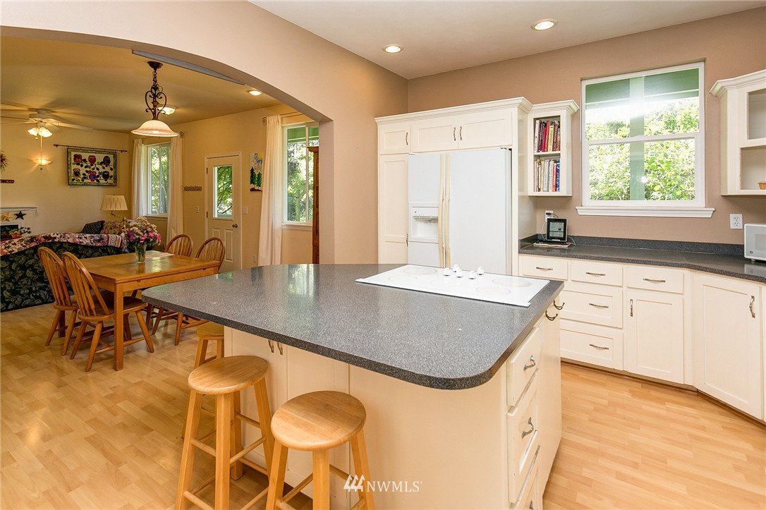 6158 North Star Road Ferndale, WA 98248 - Photo 5 of 25 Gallery Image 5