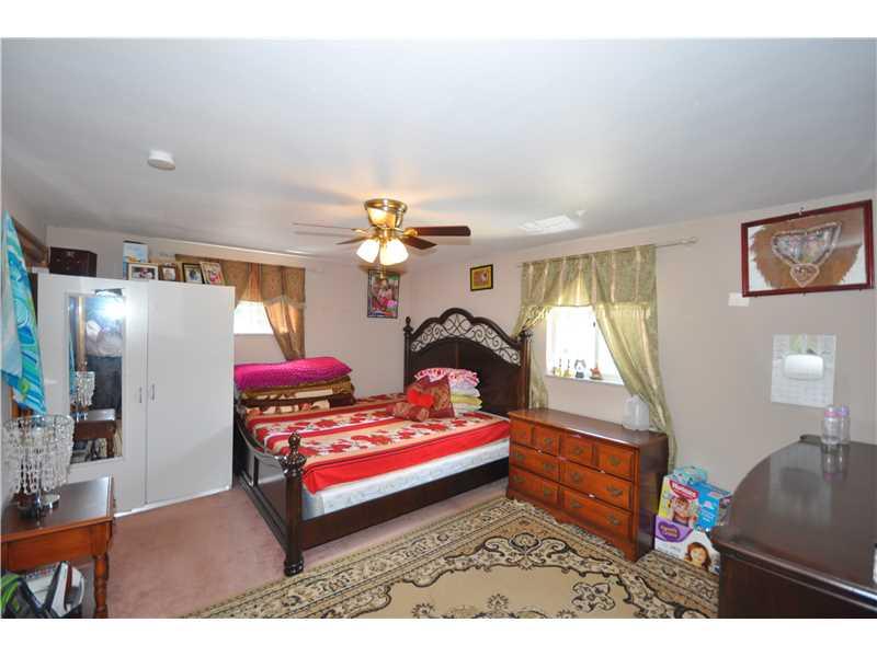 1792 Hollyrood Road Baldwin, PA 15227 - Photo 5 of 15 Master Bedroom.