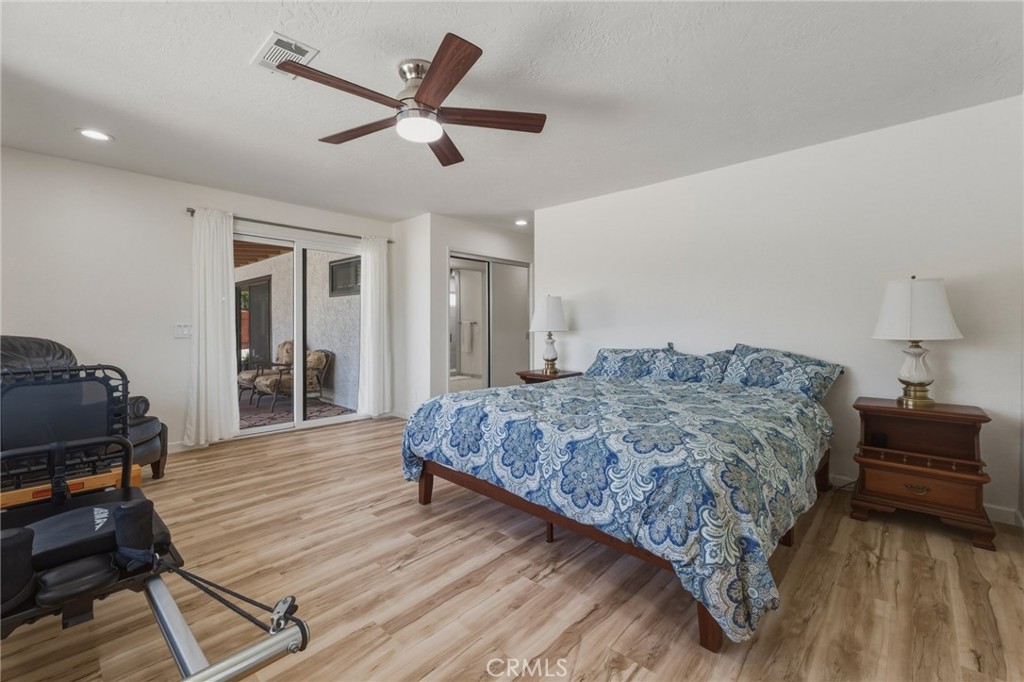16230 St Timothy Road Apple Valley, CA 92307 - Photo 28 of 51 Primary bedroom