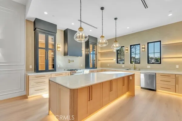 $1,399,000 | 8825 Sophia Avenue, North Hills, CA 91343