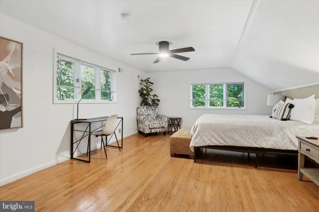 $625,000 | 646 Woodview Drive, Hockessin, DE 19707