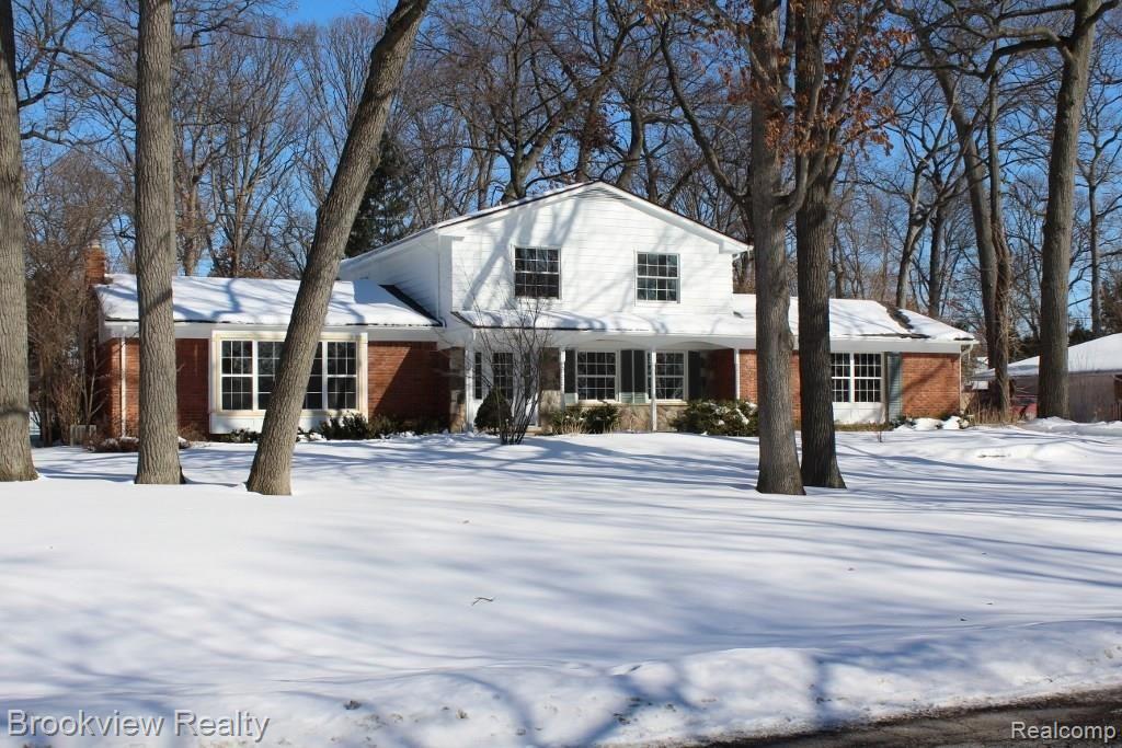 2956 Hillendale Drive Rochester Hills, MI 48309 - Photo 2 of 31