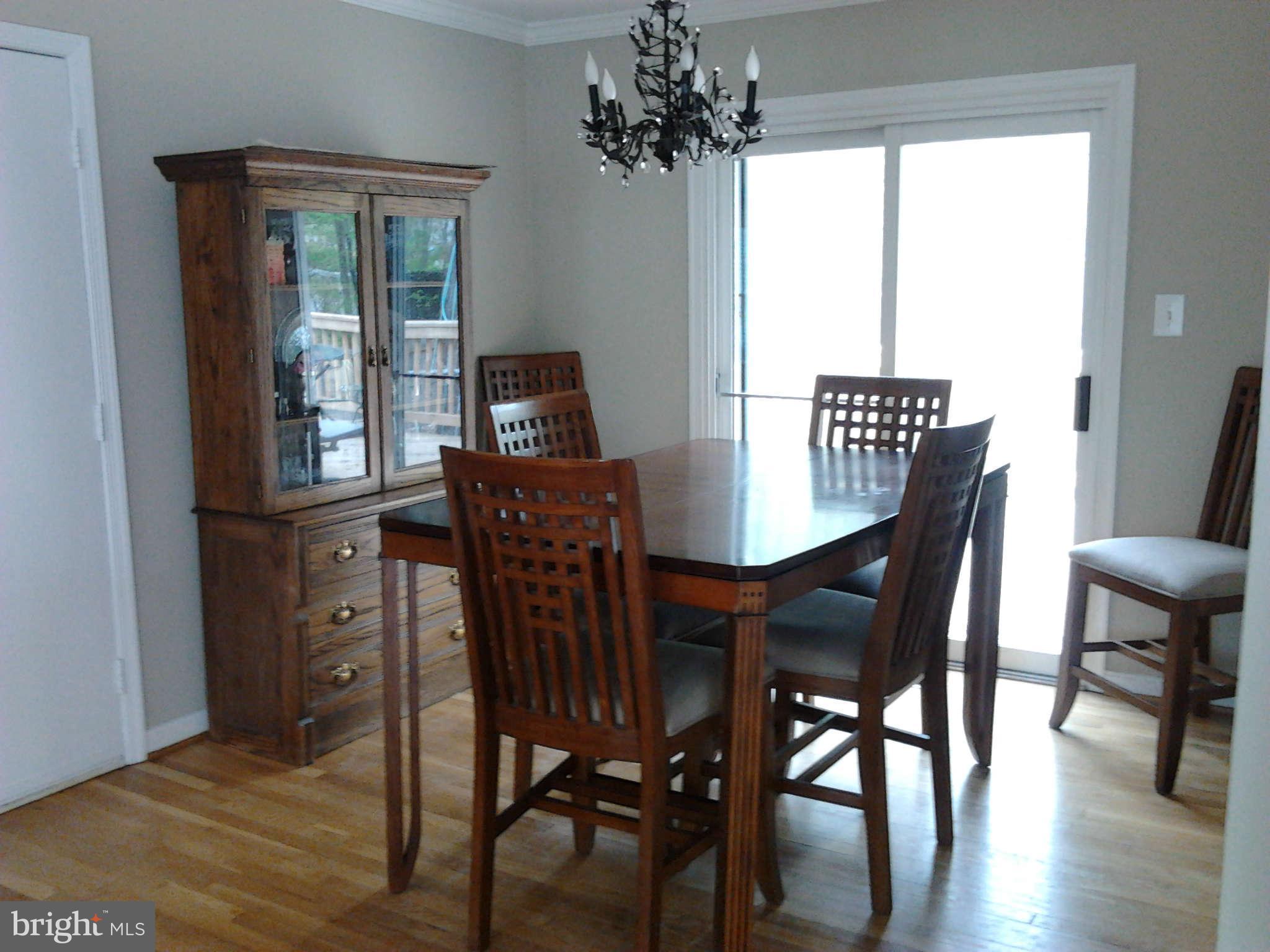 2418 Ivywood Road Reston, VA 20191 - Photo 6 of 16 Dining Room