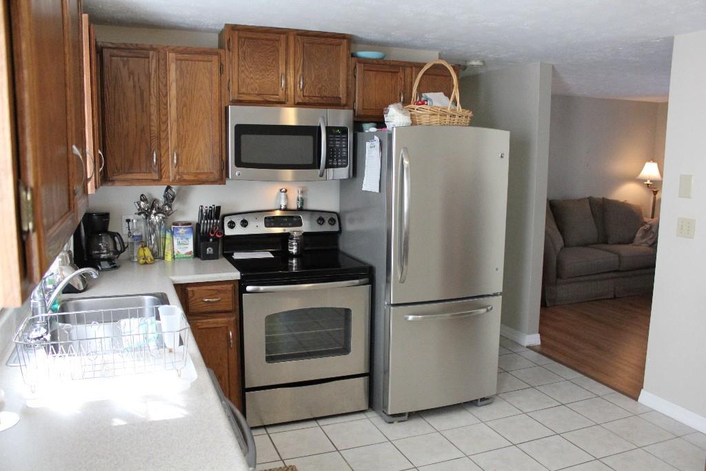 94 Lewiston Road, Unit 6 Gray, ME 04039 - Photo 5 of 18 Photo