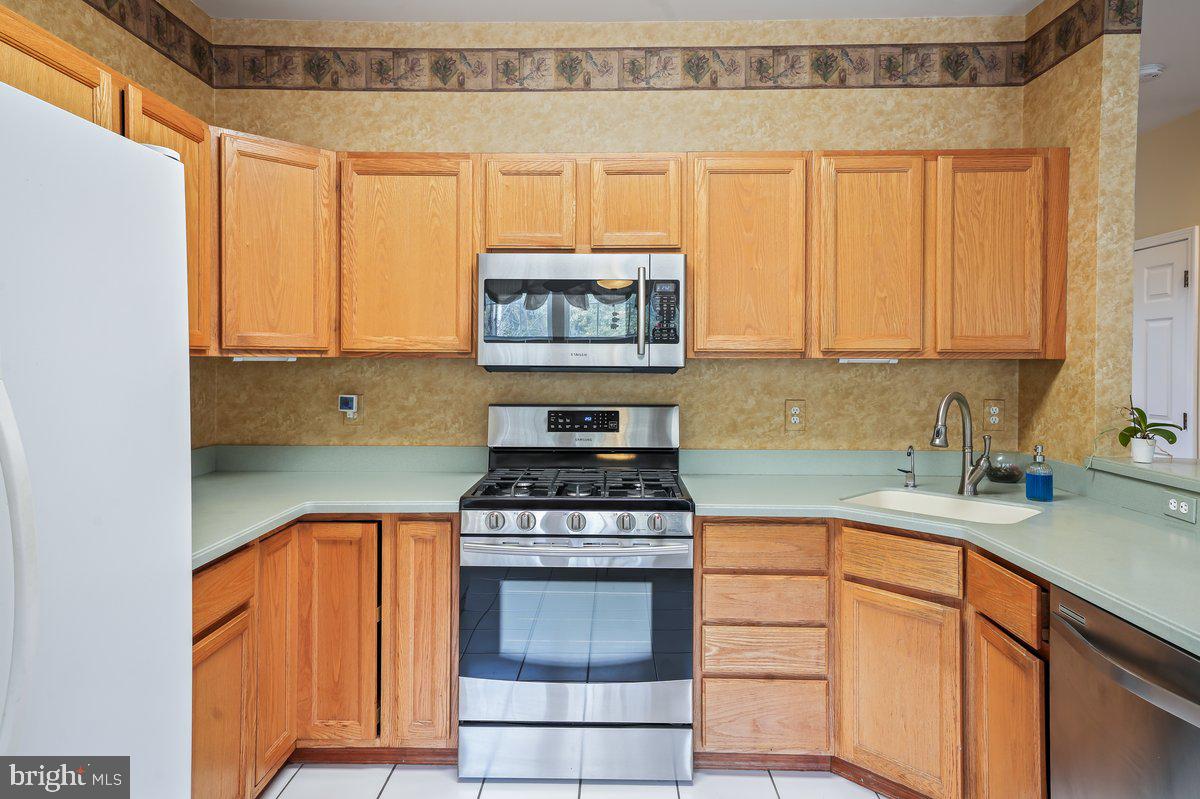 60 Manley Road Pennington, NJ 08534 - Photo 17 of 45