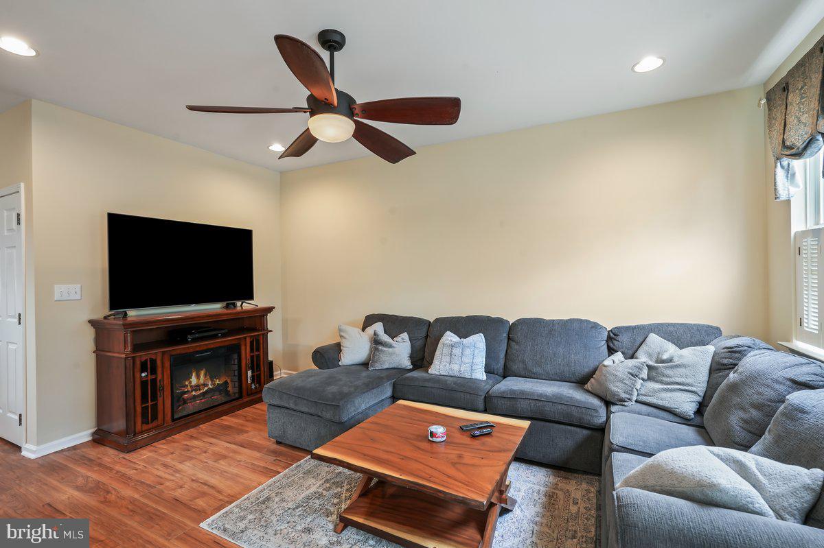 60 Manley Road Pennington, NJ 08534 - Photo 22 of 45