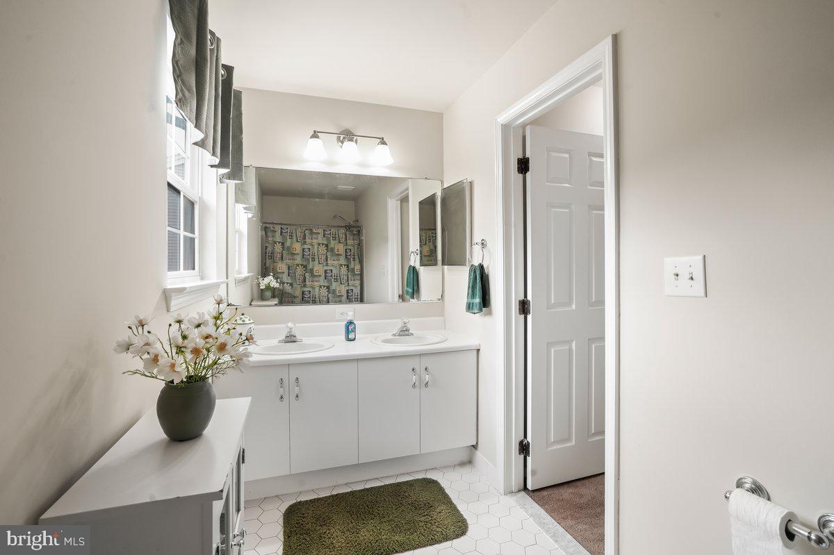 60 Manley Road Pennington, NJ 08534 - Photo 26 of 45