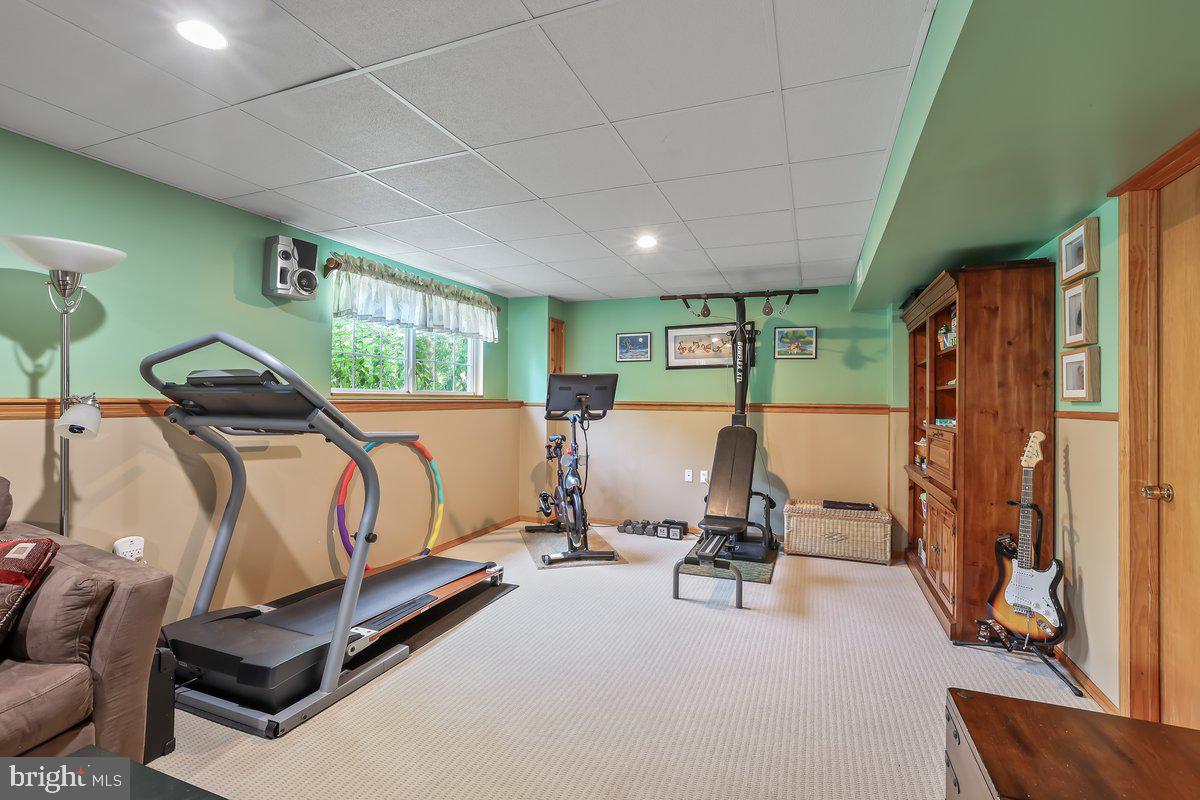 60 Manley Road Pennington, NJ 08534 - Photo 32 of 45