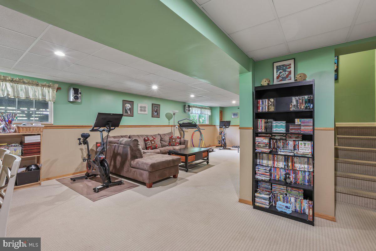 60 Manley Road Pennington, NJ 08534 - Photo 33 of 45