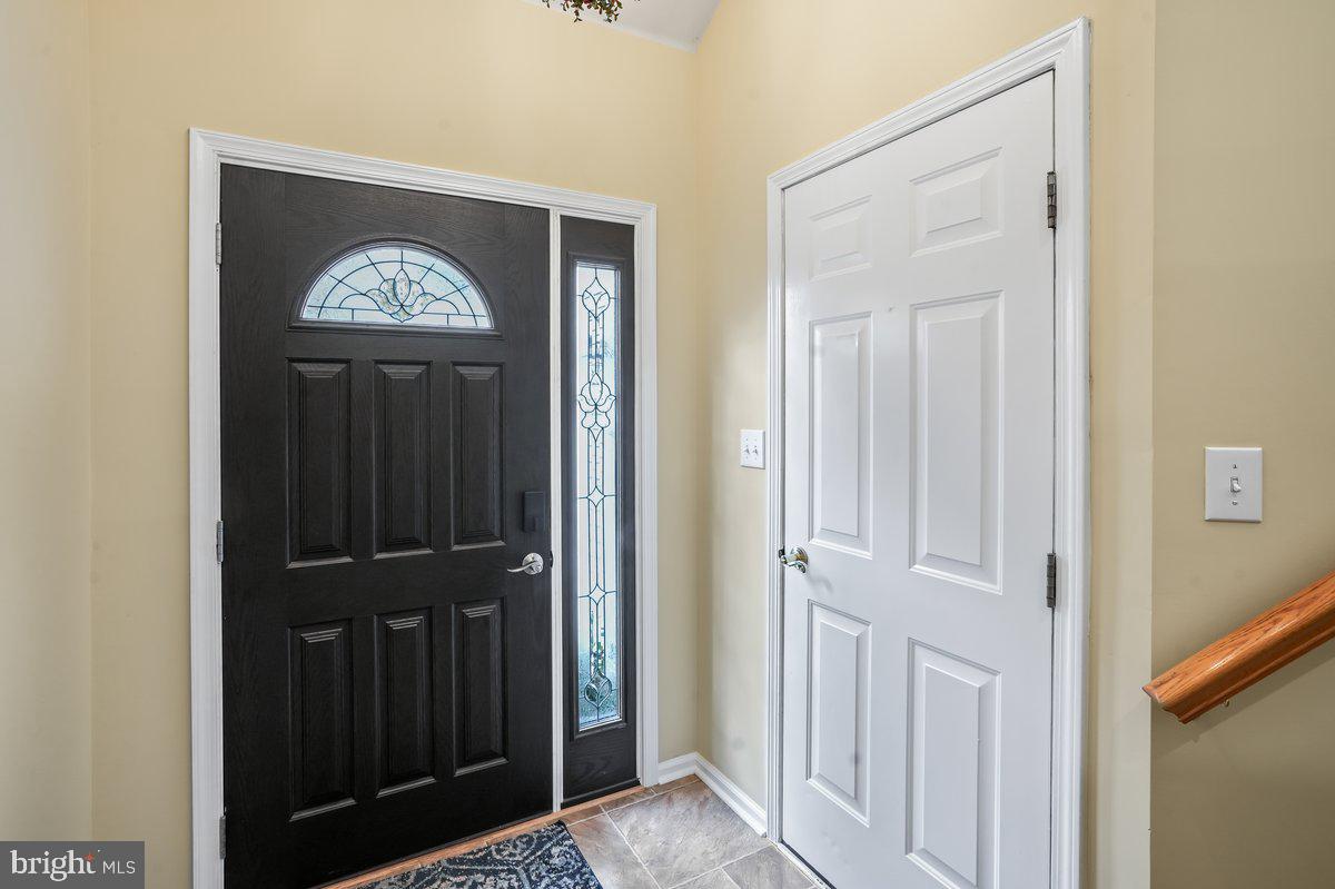 60 Manley Road Pennington, NJ 08534 - Photo 4 of 45