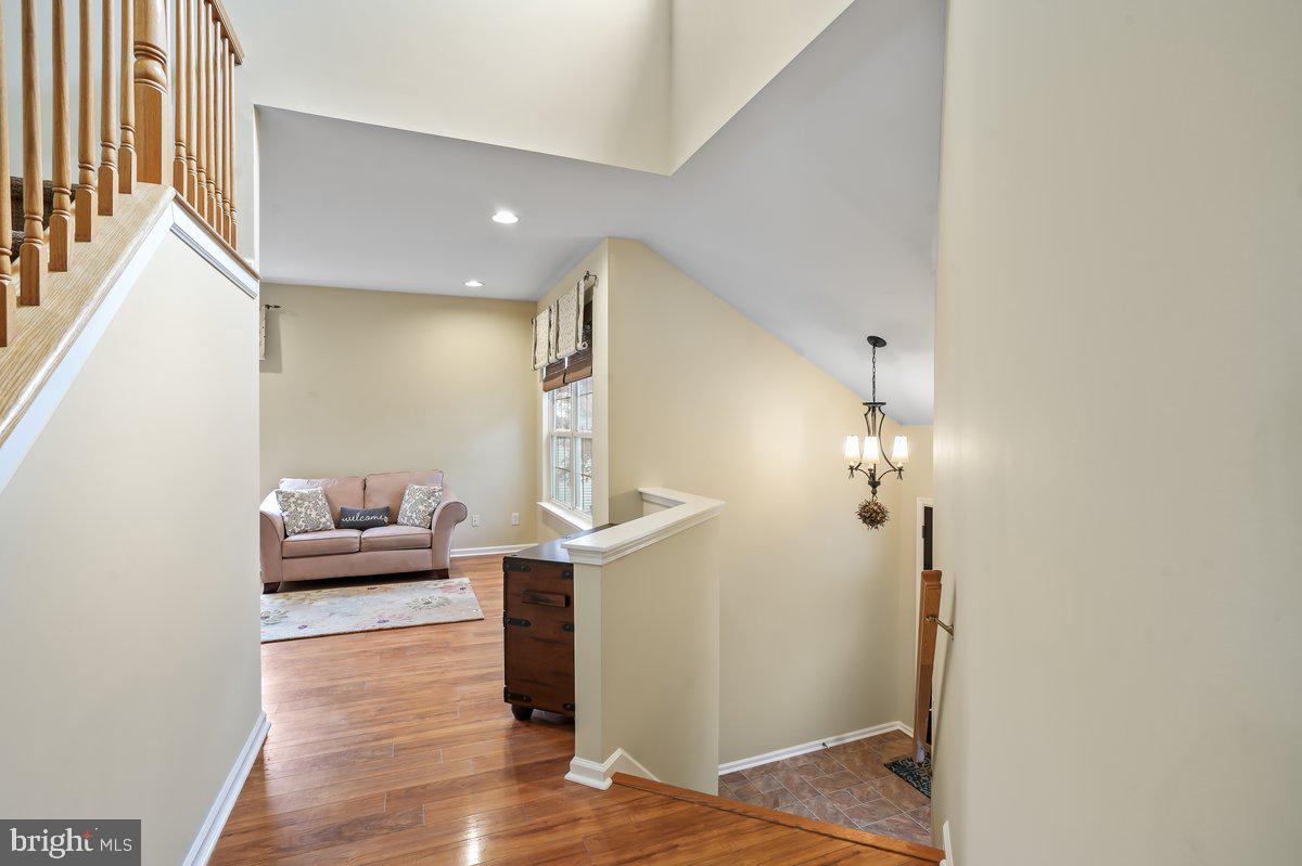 60 Manley Road Pennington, NJ 08534 - Photo 8 of 45